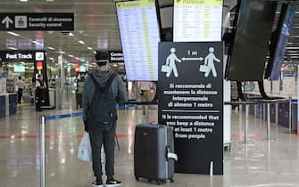 Passengers arrive at Terminal 3 in Rome Leonardo Da Vinci airport from different destinations, after the reopening of regional borders amid an easing of restrictions during Phase 2 of the coronavirus emergency, in Fiumicino, Italy, 03 June 2020. Several countries around the world have started to ease COVID-19 lock-down restrictions in an effort to restart their economies and help people in their daily routines after the outbreak of coronavirus pandemic. al Terminal 3.
ANSA/TELENEWS