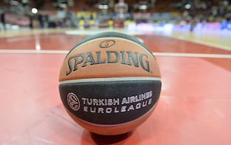 MUNICH, GERMANY - NOVEMBER 19:  A ball with the Euroleague Logo lies on the floor before the Turkish Airlines Euroleague Regular Season Round 6 game between FC Bayern Munich v Fenerbahce Istanbul at Audi Dome on November 19, 2015 in Munich, Germany.  (Photo by Sebastian Widmann/Euroleague Basketball via Getty Images)