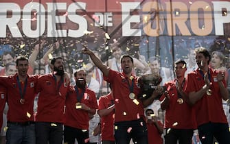 MADRID, SPAIN - SEPTEMBER 21 :  Spain's national basketball team attend a celebration in front of fans in Madrid, Spain, Monday, Sept. 21, 2015. Spain defeated Lithuania in the EuroBasket European Basketball Championship final match Sunday in Lille, France. (Photo by Burak Akbulut/Anadolu Agency/Getty Images)