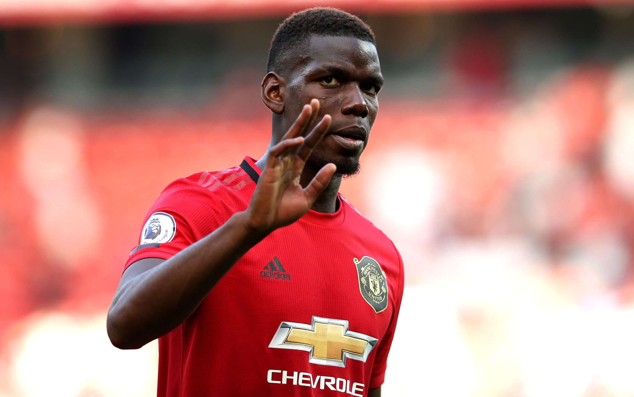 Infortunio Pogba, l'esultanza social quando gli tolgono il tutore