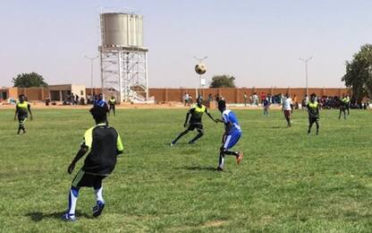 Lo sport come terapia per i rifugiati in Niger 