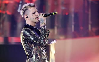 MILAN, ITALY - DECEMBER 02:  Singer Achille Lauro attends the "20 anni che siamo italiani" tv show on December 02, 2019 in Milan, Italy. (Photo by Stefania D'Alessandro/Getty Images)