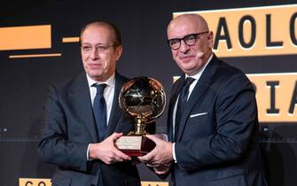 Golden Boy 2019 - Premio calcistico come miglior Under 21 di Eur Foto LaPresse - Andrea Alfano
16 Dicembre 2019 Torino, Italia
Sport
Calcio
Golden Boy 2019 - Premio calcistico come miglior Under 21 di Europa istituito da Tuttosport
Nella foto: Paolo Berlusconi, Xavier Jacobelli
Photo LaPresse - Andrea Alfano
December 16, 2019 Torino, Italy
sport
Soccer
Golden Boy Awards 2019 - The Award as the best Under-21 in Europe by Tuttosport
In the pic: Paolo Berlusconi, Xavier Jacobelli