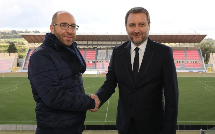 Mangia e il presidente della Federazione maltese Bjorn Vassallo