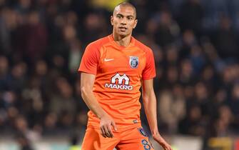 Gokhan Inler of Istanbul Medipol Basaksehir FK during the Turkish Spor Toto Super Lig football match between Medipol Basaksehir FK and Galatasaray AS on November 18, 2017 at the Fatih Terim stadium in Istanbul, Turkey(Photo by VI Images via Getty Images)