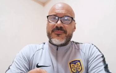 Pea dalla Cina: "Copiateli e tornerà la normalità"