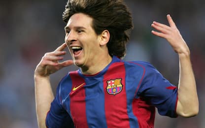 15 anni fa il primo di 627 gol: come segna Messi