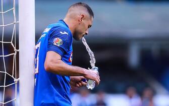 MEXICO CITY, MEXICO - FEBRUARY 08: Pablo Aguilar #23 of Cruz Azul spits water during the 5th round match between Cruz Azul and Pachuca as part of the Torneo Clausura 2020 Liga MX at Azteca Stadium on February 08, 2020 in Mexico City, Mexico. (Photo by Manuel Velasquez/Getty Images)