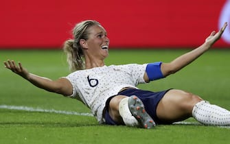 epa07669593 Amandine Henry of France celebrates after scoring a goal against Brazil during the round of 16 match between France and Brazil at the FIFA Women's World Cup 2019 in Le Havre, France, 23 June 2019.  EPA/SRDJAN SUKI