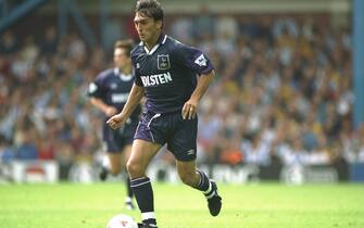 20 Aug 1994:  Illie Dumitrescu of Tottenham Hotspur in action during an FA Carling Premiership match against Sheffield Wednesday at the Hillsborough Stadium in Sheffield, England. Tottenham Hotspur won the match 4-3. \ Mandatory Credit: Allsport UK /Allsport