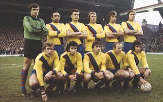 LIVERPOOL, UNITED KINGDOM - APRIL 14:  The Barcelona team pictured before the UEFA Cup semi-final 2nd leg against Liverpool at Anfield on April 14, 1976 in Liverpool, England, Johan Cruyff pictured front row centre, goalkeeper Pere Mora back row left and Johan Neeskens back row, 4th left.  (Photo by Don Morley/Allsport/Getty Images)