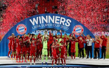 Supercoppa al Bayern, Siviglia ko ai supplementari