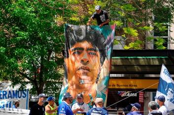 Il medico di Maradona: "Dimissioni vicine"