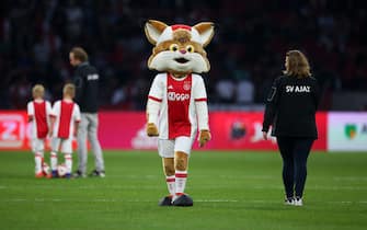 AMSTERDAM, NETHERLANDS - AUGUST 02: Lucky Lynx, mascot of AFC Ajax during the UEFA Champions League Qualifying Third Round match between Ajax and OSC Nice at Amsterdam Arena on August 2, 2017 in Amsterdam, Netherlands. (Photo by Catherine Ivill - AMA/Getty Images)