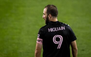 Higuain: "La mia top 3 dei numeri 9. Messi magico"