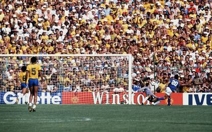 Paolo Rossi, la sua carriera in 20 scatti. FOTO