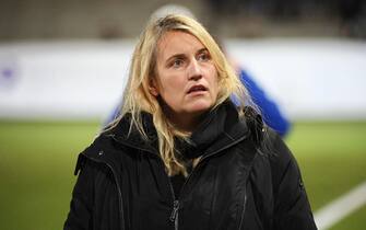 epa06331620 Chelsea LFC manager Emma Hayes during the UEFA Women's Champions League round of 16, second leg soccer match between FC Rosengard and Chelsea LFC in Malmo, Sweden, 15 November 2017.  EPA/JOHAN NILSSON SWEDEN OUT