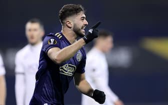 ZAGREB, CROATIA - DECEMBER 10: Josko Gvardiol of Dinamo Zagreb celebrates after scoring the first goal during the UEFA Europa League Group K stage match between Dinamo Zagreb and CSKA Moscow at Maksimir Stadium on December 10, 2020 in Zagreb, Croatia. (Photo by Marko Prpic/Pixsell/MB Media/Getty Images)