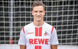 1266256146 COLOGNE, GERMANY - AUGUST 14: Noah Katterbach of Köln poses during the team presentation on training ground at Geissbockheim on August 14, 2020 in Cologne, Germany. (Photo by Lukas Schulze/Getty Images)