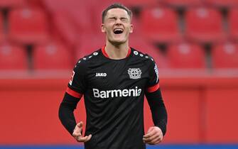 epa08960115 Leverkusen's Florian Wirtz reacts after missing a chance during the German Bundesliga soccer match between Bayer 04 Leverkusen and VfL Wolfsburg in Leverkusen, Germany, 23 January 2021.  EPA/SASCHA STEINBACH / POOL CONDITIONS - ATTENTION: The DFL regulations prohibit any use of photographs as image sequences and/or quasi-video.