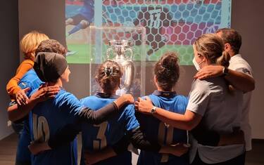 Le calciatrici afghane ospiti a Coverciano