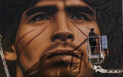 Diego, dalle statue ai murales: tutti gli omaggi