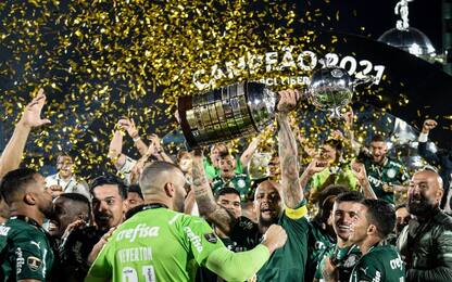 Copa Libertadores, Felipe Melo batte Gabigol. FOTO