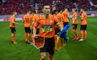 Shakhtar Donetsk's Taras Stepanenko walks on the pitch before a friendly charity football match between Shakhtar Donetsk and Olympiacos F.C for peace and the end of war in Ukraine at the Karaiskaki Stadium in Athens on April 9, 2022. (Photo by ANGELOS TZORTZINIS / AFP) (Photo by ANGELOS TZORTZINIS/AFP via Getty Images)