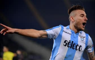 Lazio's midfielder from Italy Ciro Immobile celebrates after scoring during the UEFA Europa League quarter final first leg football match between SS Lazio and FC Salzburg on April 5, 2018 at the Olympic stadium in Rome. / AFP PHOTO / TIZIANA FABI        (Photo credit should read TIZIANA FABI/AFP via Getty Images)