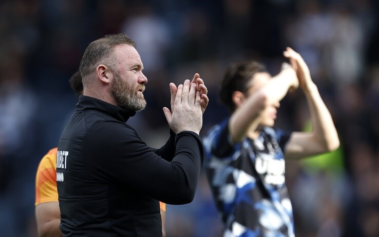 Gli applausi di Rooney ai tifosi del Derby County dopo la retrocessione