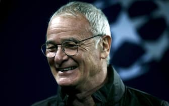 epa05662879 Leicester City's head coach Claudio Ranieri during a press conference at Dragao stadium in Porto, Portugal, 06 December 2016. Leicester City will face FC Porto on 07 December in an UEFA Champions League group stage match.  EPA/ESTELA SILVA