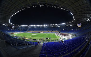 Night view of the Olympic Stadium during return of the quarter-finals of the Europa League soccer match AS Roma vs Ajax in the Olympic stadium in Rome, Italy, 15 April 2021. Fotografo01