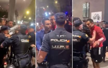 Maxi rissa tra la nazionale del Perù e la polizia