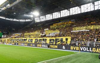 The Dortmund fans protest on the south tribune versus the takeover of the DFL by investors with banners, protest, football 1st Bundesliga, 27th matchday, Borussia Dortmund (DO) - Union Berlin (UB) 2: 1, on April 8th, 2023 in Dortmund/ Germany.