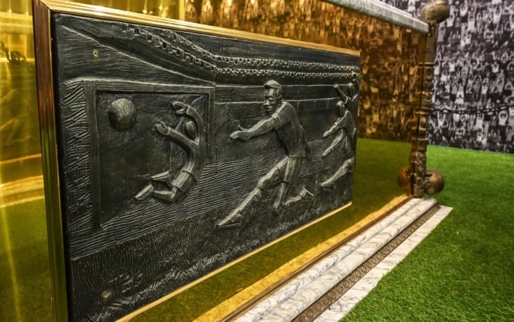 Un dettaglio della tomba di Pelé