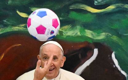 Papa Francesco: "Messi o Maradona? Aggiungo Pelé"