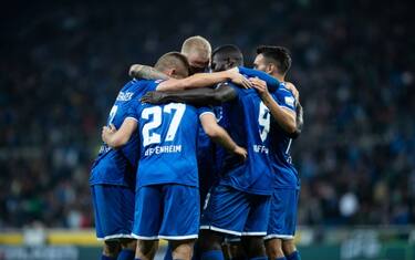 L'Hoffenheim stende lo Schalke, il Colonia respira