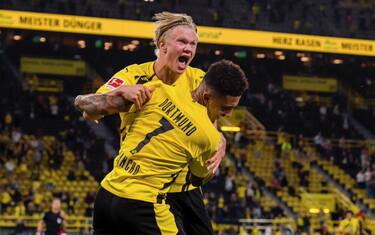 Il Dortmund ricomincia da 3, doppietta per Haaland