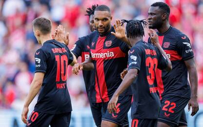 Il Bayer vince e resta primo, Lipsia-Bayern è 2-2