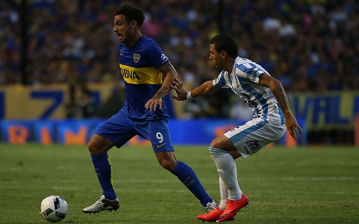 Pablo Daniel Osvaldo in campo in una delle sue ultime partite con il Boca