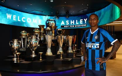 Young ufficiale all'Inter: "Sono qui per vincere"
