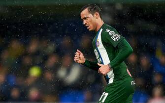 1200529511 VILLAREAL, SPAIN - JANUARY 19: Raul de Tomas of RCD Espanyol in action during the Liga match between Villarreal CF and RCD Espanyol at Estadio de la Ceramica on January 19, 2020 in Villareal, Spain. (Photo by Manuel Queimadelos Alonso/Getty Images)