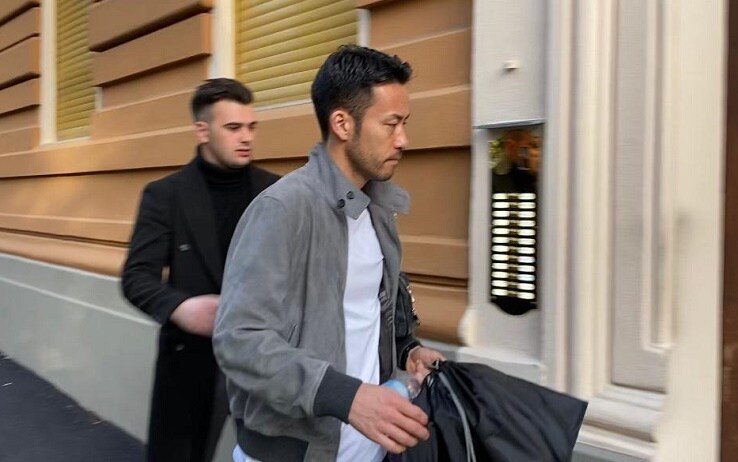 Maya Yoshida alle visite mediche con la Sampdoria