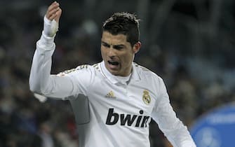 epa03092235 Real Madrid's Portuguese striker Cristiano Ronaldo complains to the referee during their Spainsh Primera Division soccer match against Getafe FC played at Coliseum Alfonso Perez stadium in Getafe, Madrid, Spain on 04 February 2012.  EPA/JUANJO MARTIN