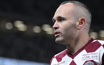 TOKYO, JAPAN - JANUARY 01: Andres Iniesta of Vissel Kobe looks on after the 99th Emperor's Cup final between Vissel Kobe and Kashima Antlers at the National Stadium on January 01, 2020 in Tokyo, Japan. (Photo by Masashi Hara/Getty Images)