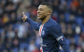 PARIS, FRANCE - FEBRUARY 29: Kylian Mbappe of PSG during the Ligue 1 match between Paris Saint-Germain (PSG) and Dijon FCO at Parc des Princes stadium on February 29, 2020 in Paris, France. (Photo by Jean Catuffe/Getty Images)