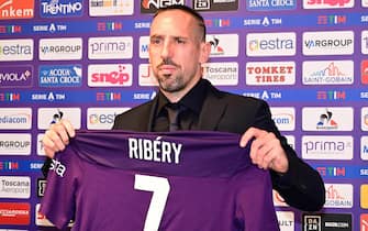 The new French forward of ACF Fiorentina, Franck Henry Pierre Ribery, poses for a photo during his official presentation in Florence, Italy, 22 August 2019 Florence ANSA/CLAUDIO GIOVANNINI