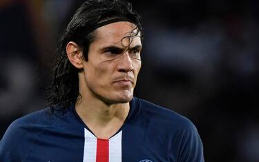 Cavani chiede 10 mln: arrivo al Benfica a rischio