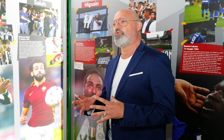 Il Presidente della Regione Emilia Romagna, Stefano Bonaccini Mostra Colpi da maestro