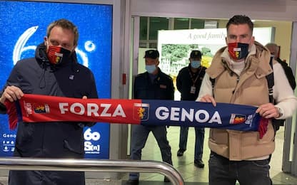 Genoa accoglie Strootman, l'olandese è in Italia
